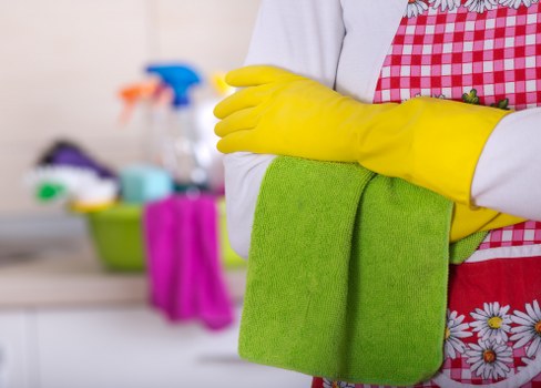 Professional glass cleaning in Chelsea with local access considerations
